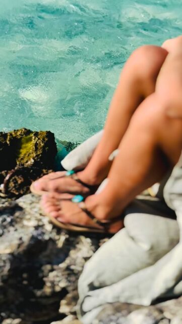 Of course she collects ROKHZ 😉
Grounding isn’t a trend it’s a return 💫
We make it iconic 🌟✨

Meet our 11:11 in chocolate serpentine with Tibetan Turquoise. 
Turquoise is a purification stone and it aligns with your throat chakra to help you speak your truth.  It also calms inflammation, reduces anger and helps release tension. 
#rokhzstars🌟 #groundingtechniques #healingcrystals #athensriviera groundingshoesforwomen